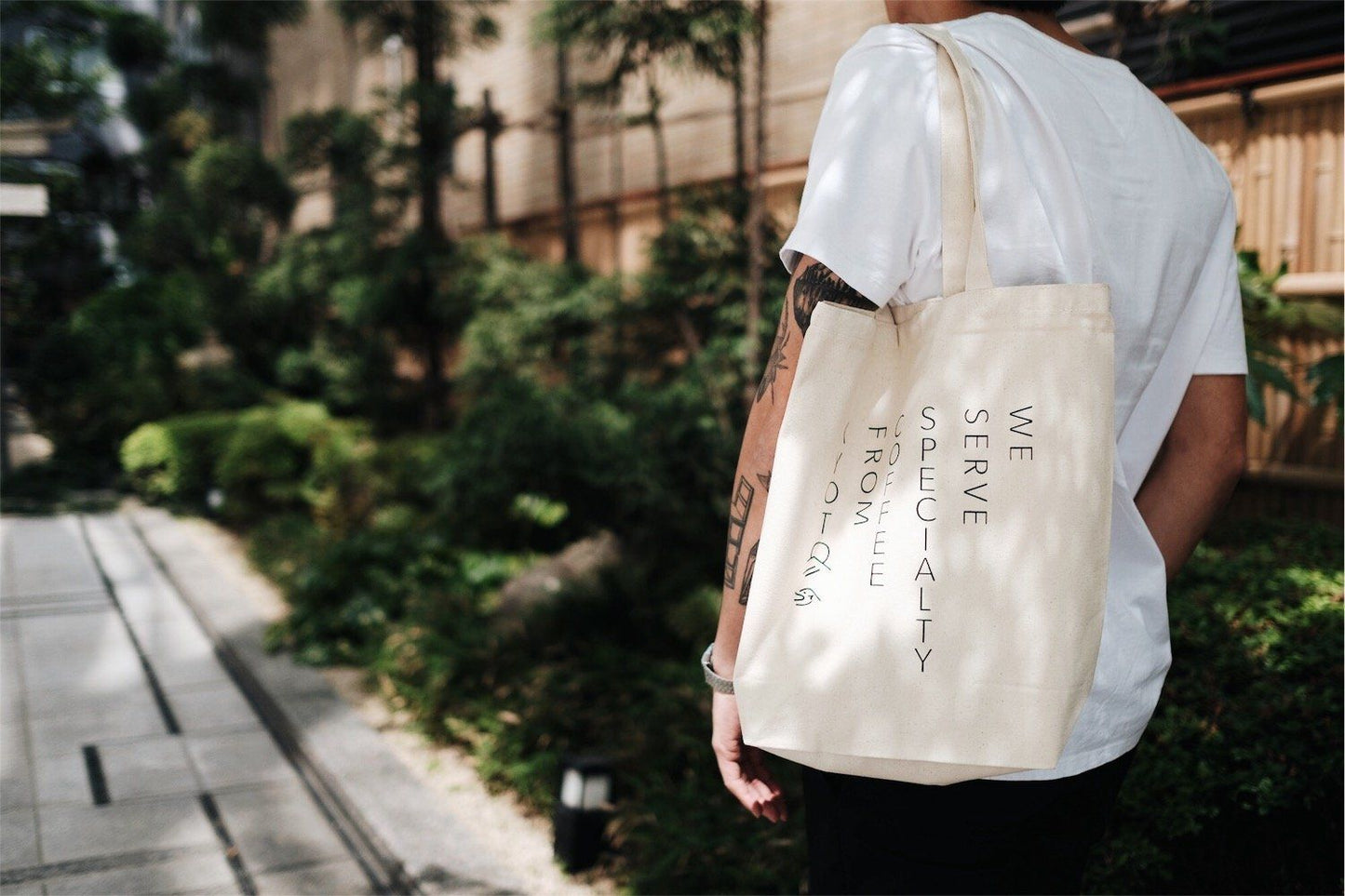 Kurasu Tote: We Serve Specialty Coffee Merchandise Kurasu 